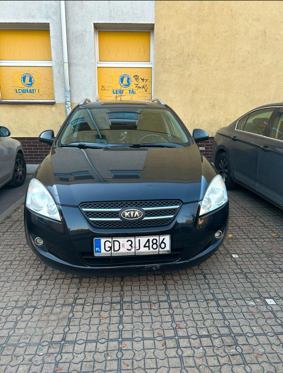 Udział 50% w postaci samochodu Kia Ceed 2007